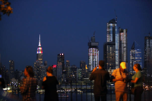 色的新秀和 色的新秀和