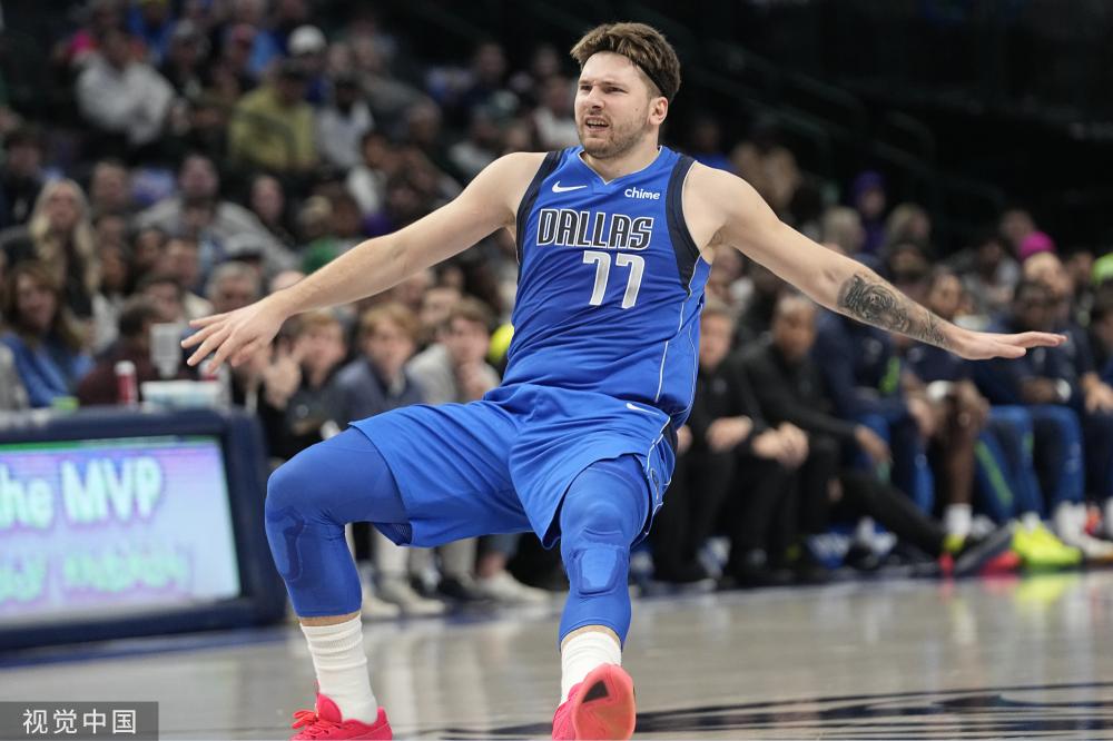 球队士气低 球队士气低