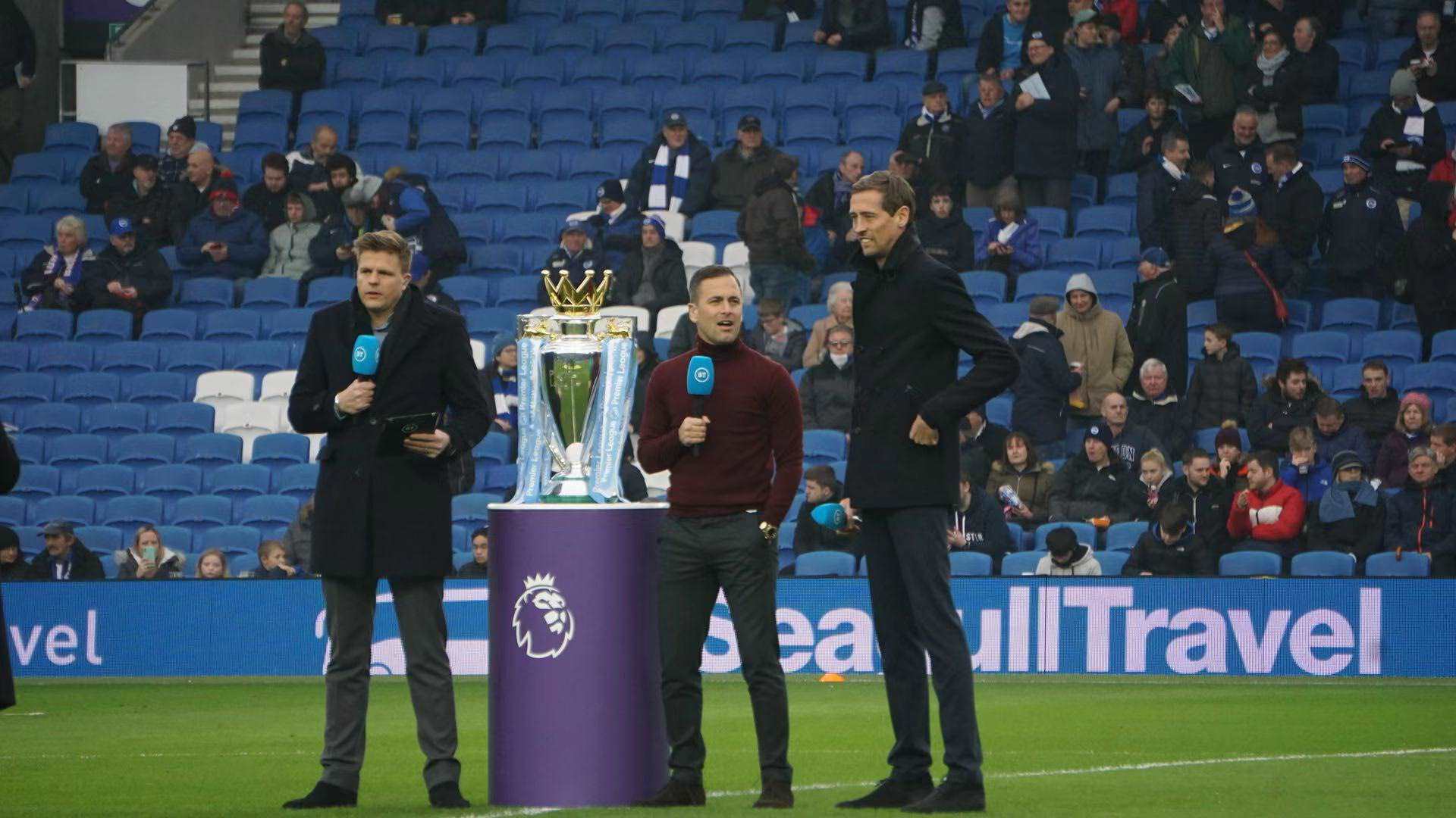 使国足在压 使国足在压